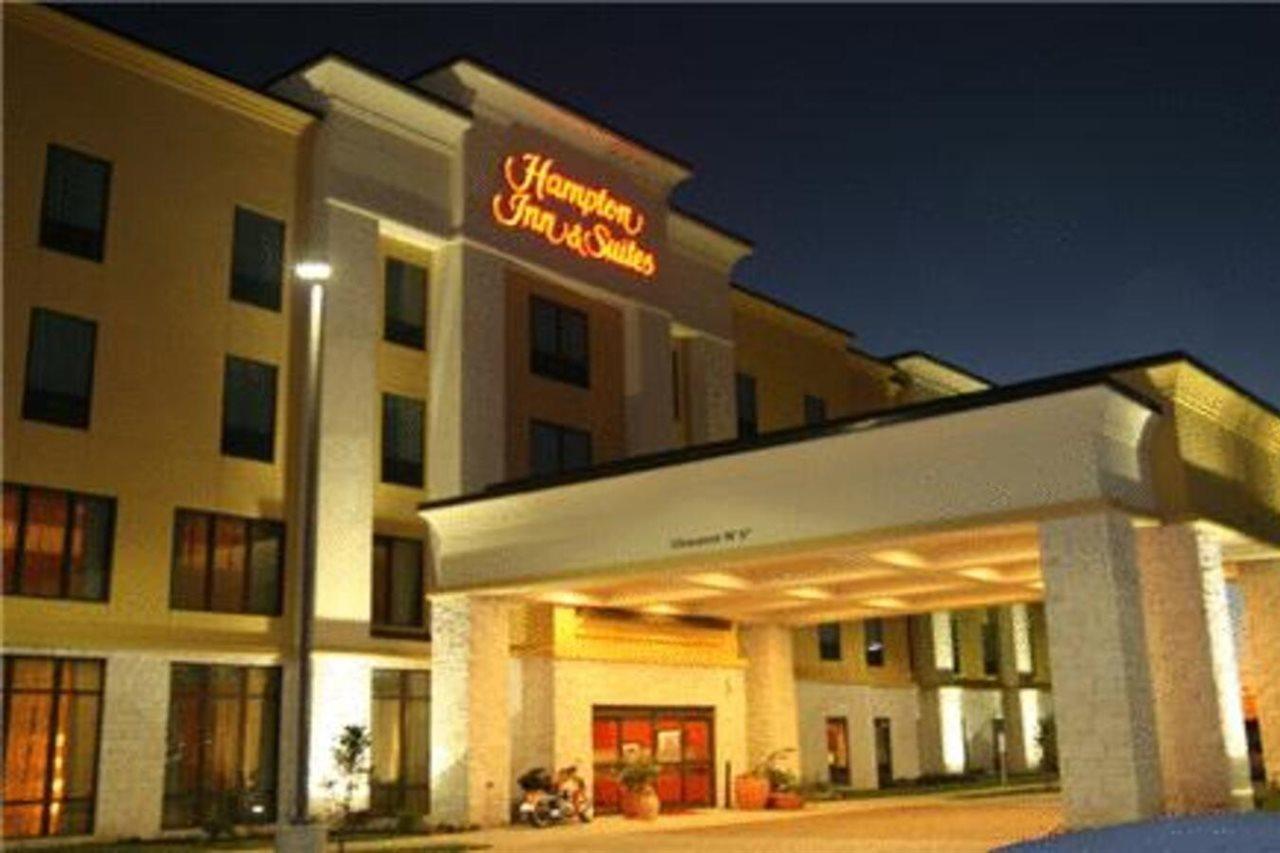 Hampton Inn & Suites Bastrop Esterno foto