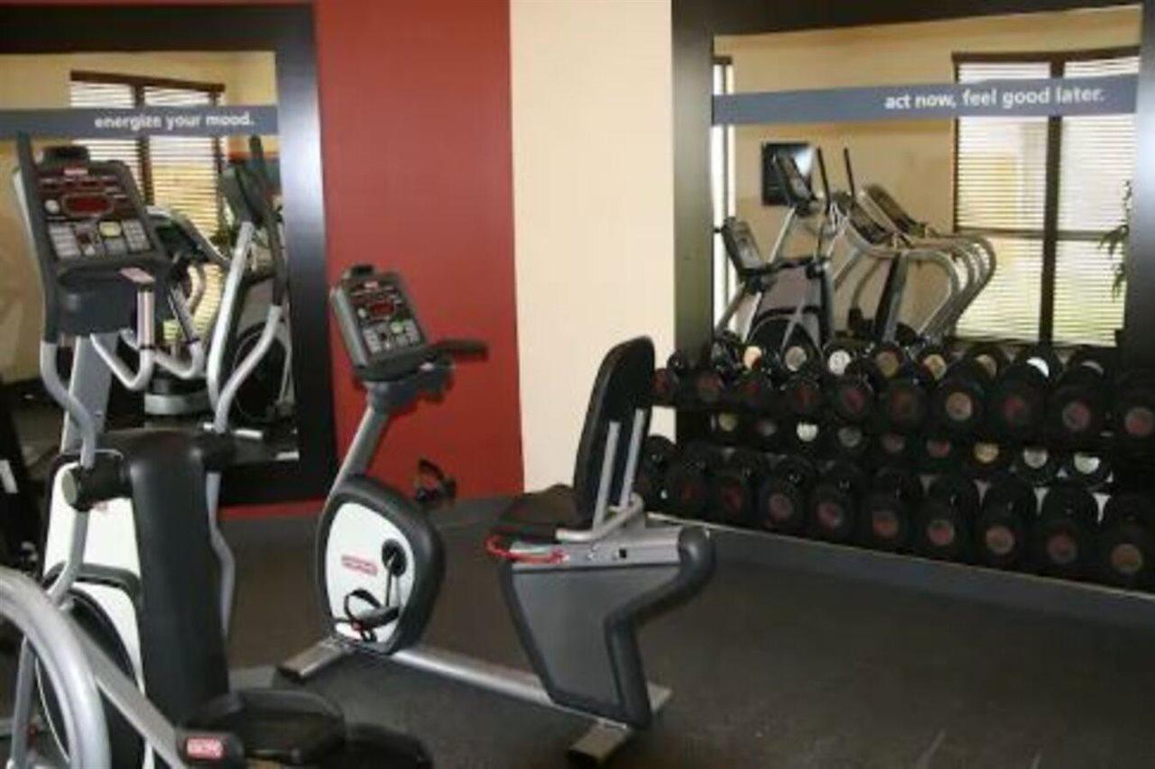 Hampton Inn & Suites Bastrop Esterno foto